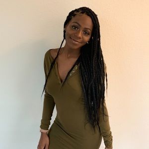 Meet your Posher, Ronique